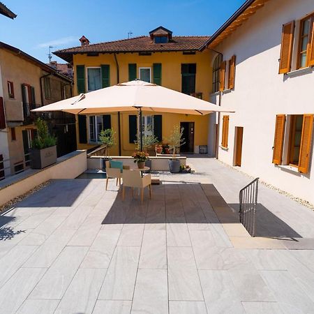 Locanda Alberti Манделло-дель-Ларио Экстерьер фото